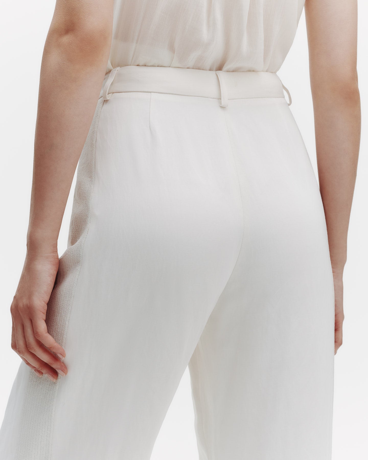 TWP Bone Sulli Pant with Paillettes in Coated Viscose Linen view 5