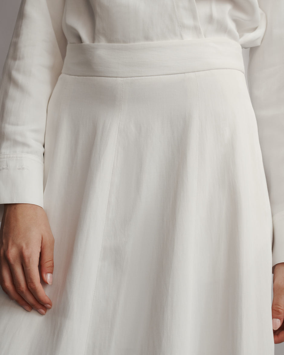 TWP White Kennedy Skirt in Coated Viscose Linen view 6