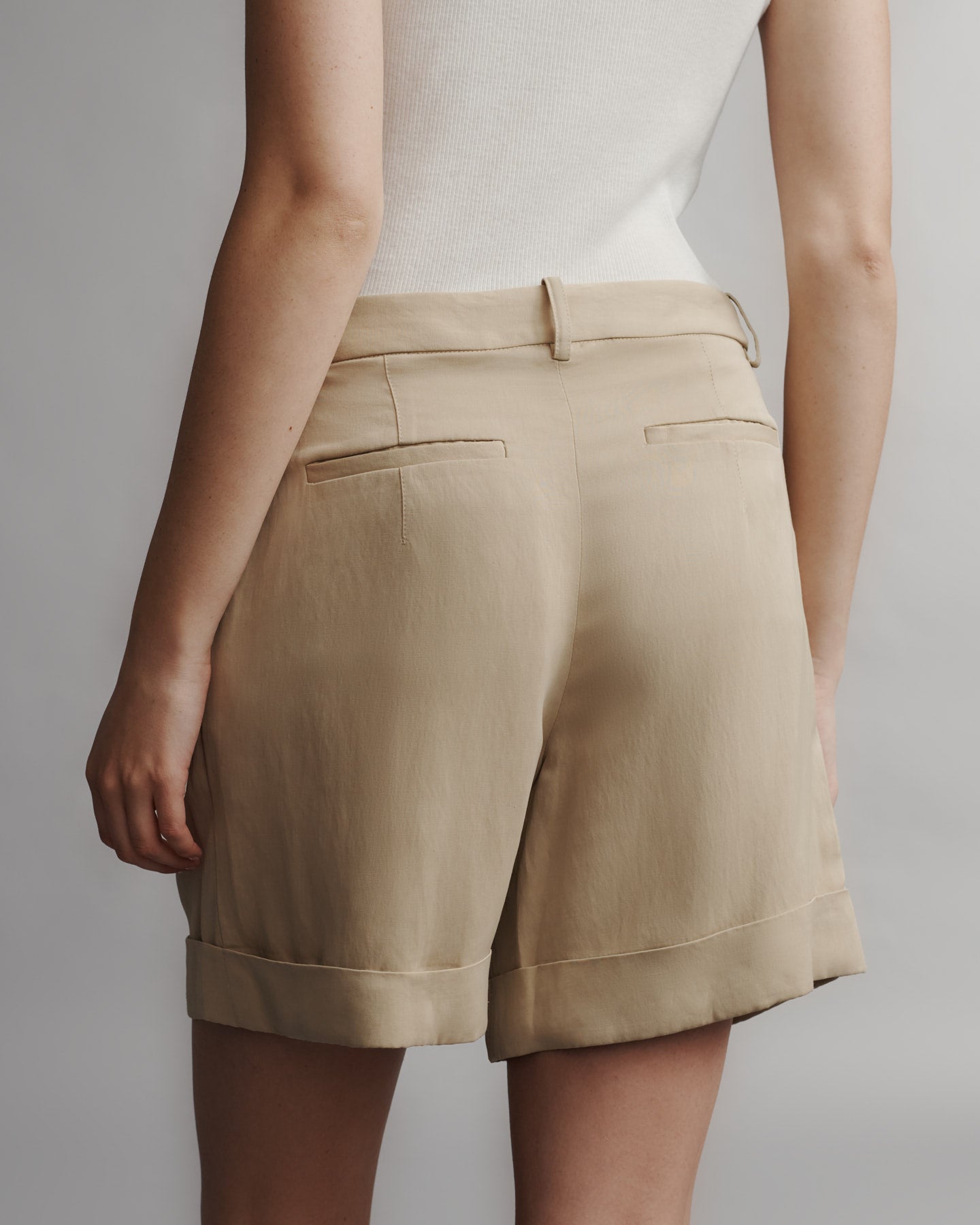 TWP Travertine Thompson Short in Coated Viscose Linen view 5