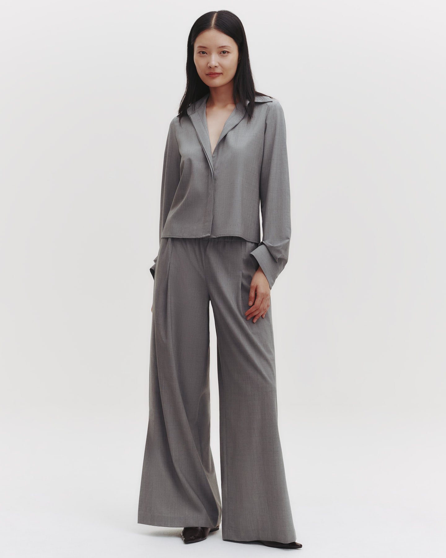 TWP Medium heather grey Eva Pant with Tux Pleat in Ultrafine Stretch Suiting view 6