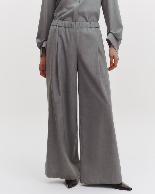 TWP Medium heather grey Eva Pant with Tux Pleat in Ultrafine Stretch Suiting view 2