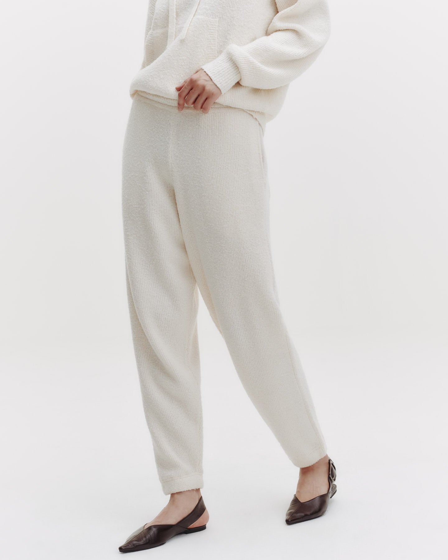 TWP Cream Sweatpant in Nubby Cashmere Silk view 3