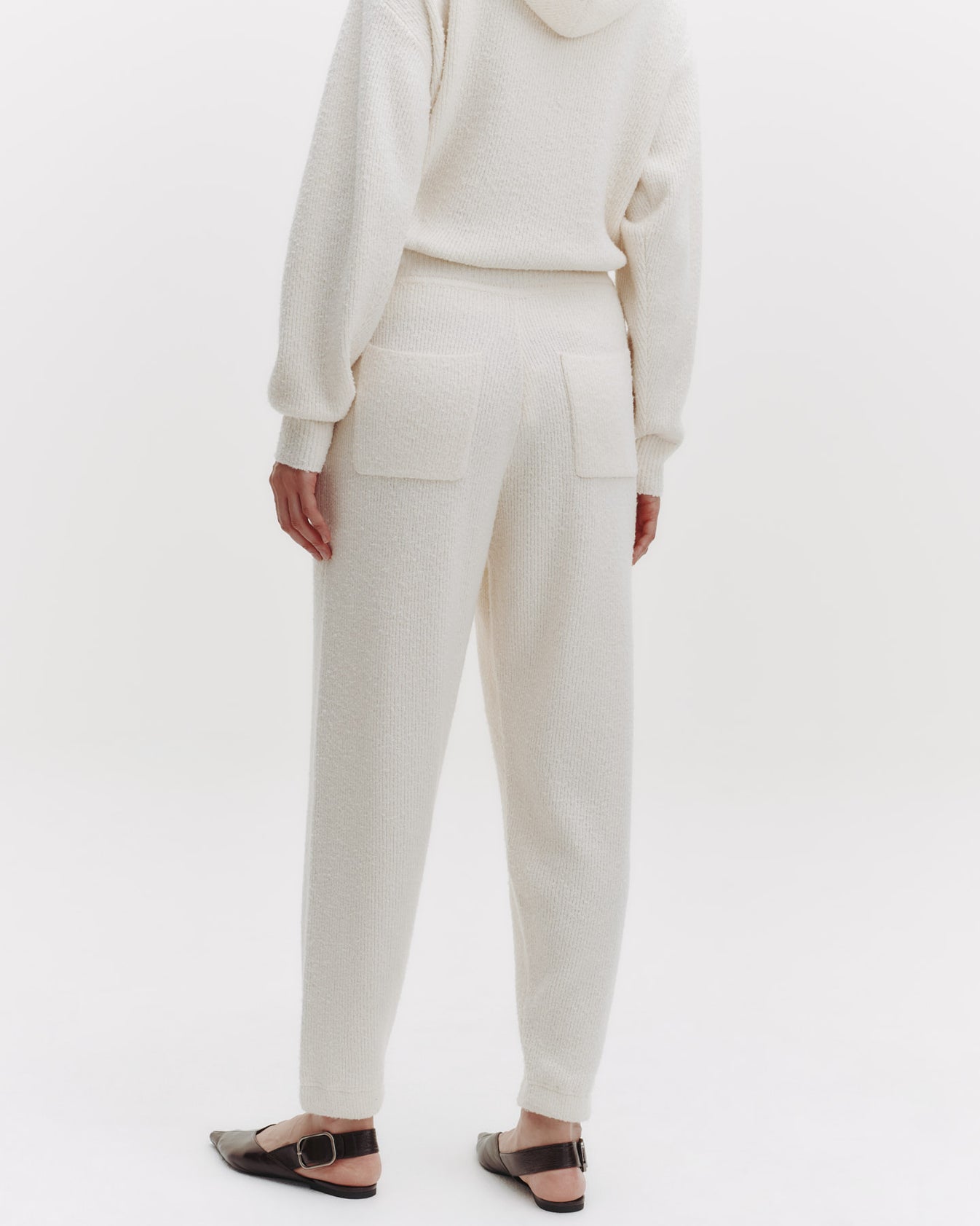 TWP Cream Sweatpant in Nubby Cashmere Silk view 5