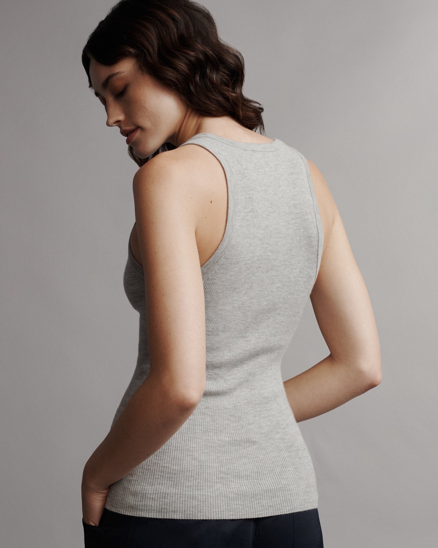 TWP Light heather grey Perfect Tank in Cashmere view 3