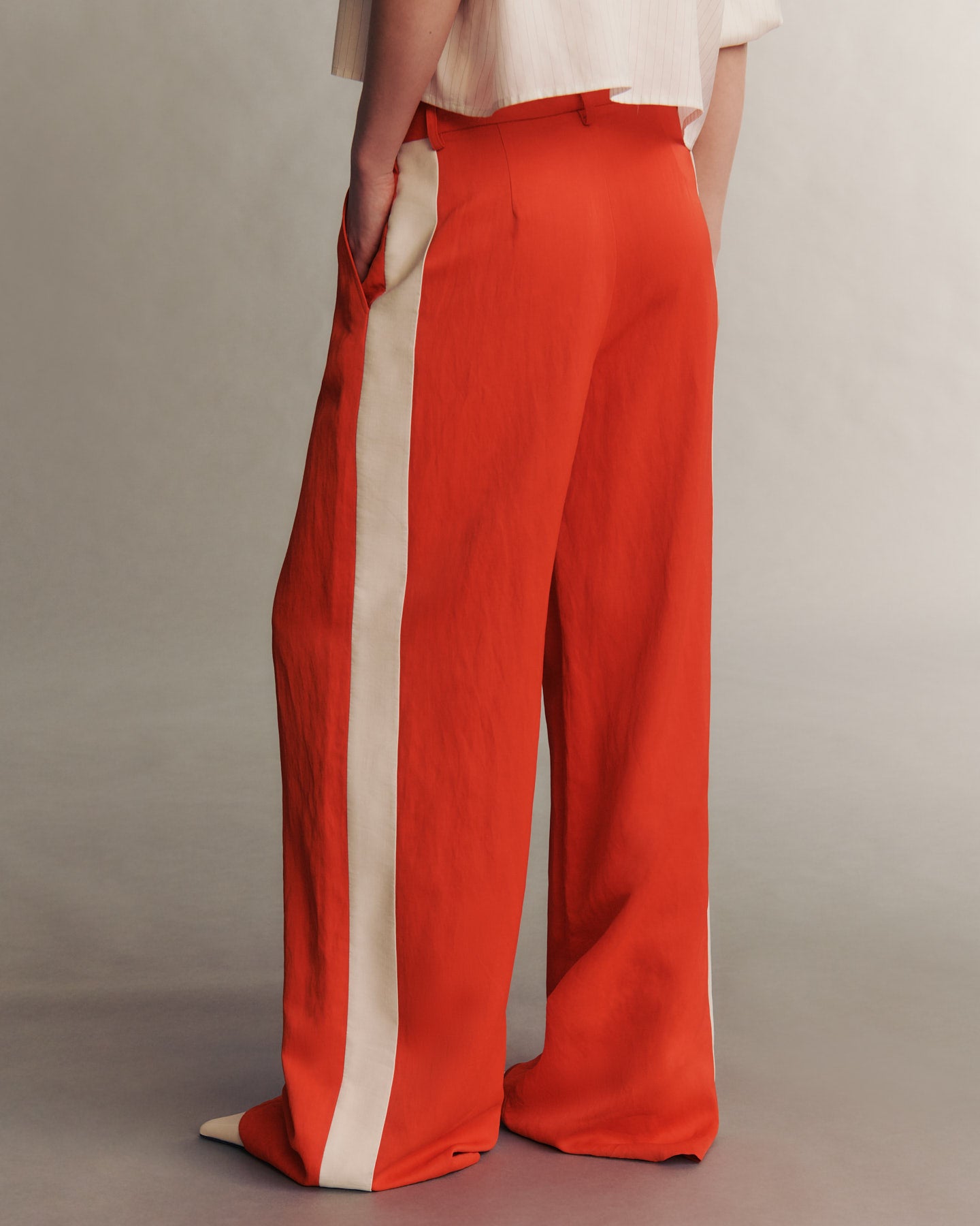 TWP Cherry tomato / bone Sullivan Pant with Tux in Coated Viscose Linen view 3