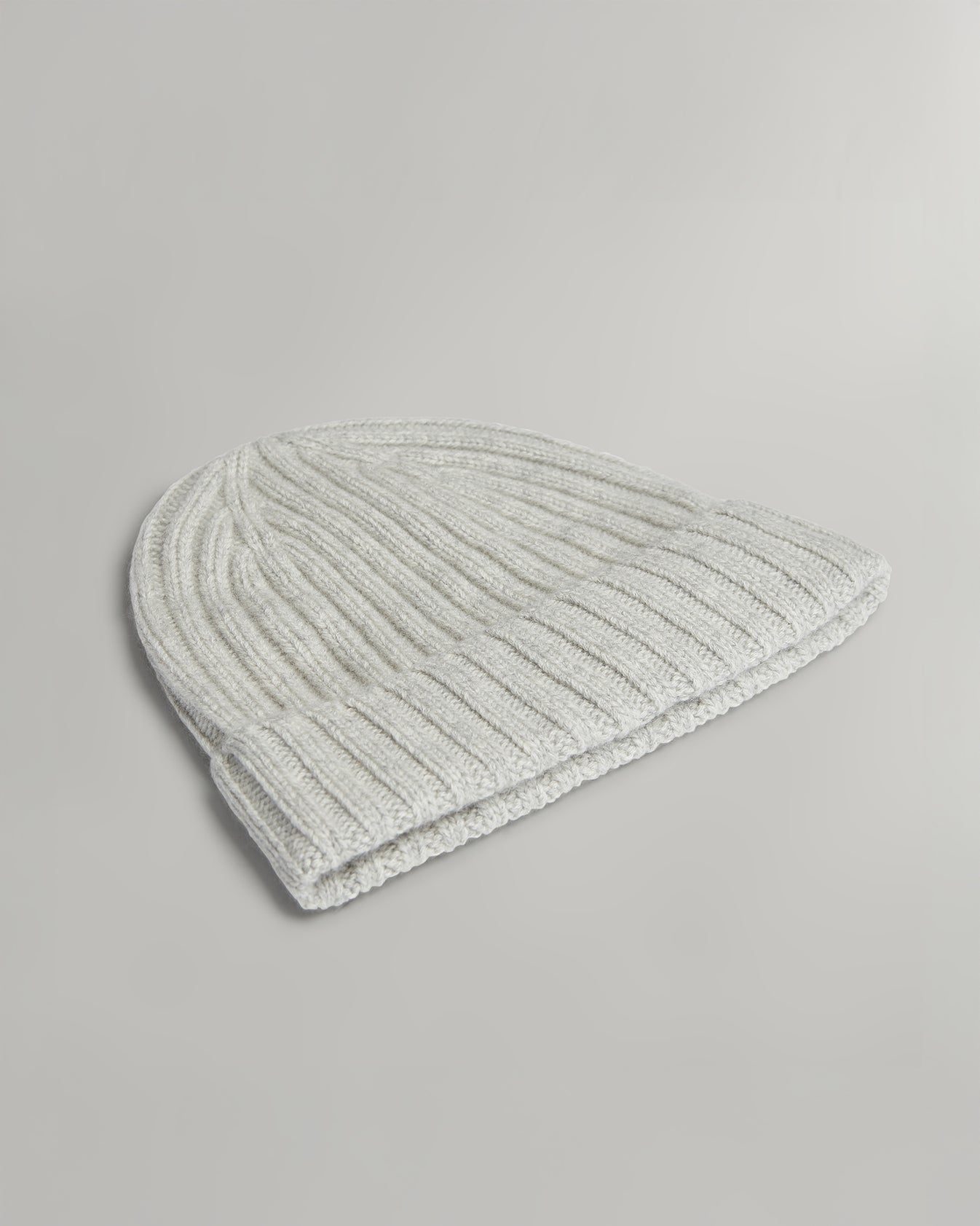 TWP Light heather grey Cashmere Beanie view 2